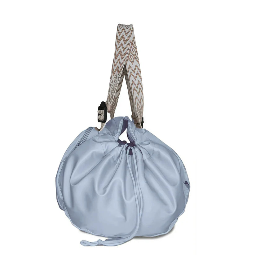 Streamlined Lightweight Gym bag Built With Abundant Purpose-Built Storage Compartments